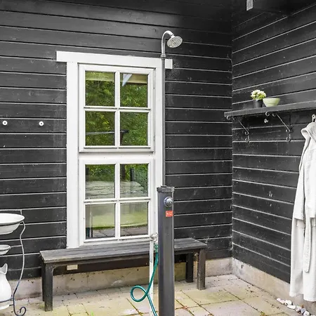 3 Bedroom Cozy In Knebel