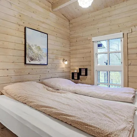 3 Bedroom Cozy In Dom wakacyjny